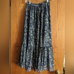 Uniqlo long skirt